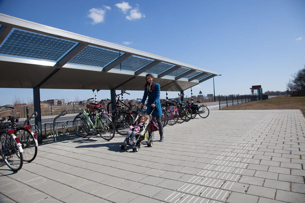 R-Net fietsstalling PV in glasdak